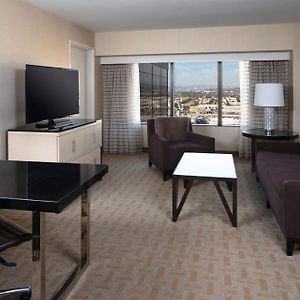 Superior One-Bedroom Suite
